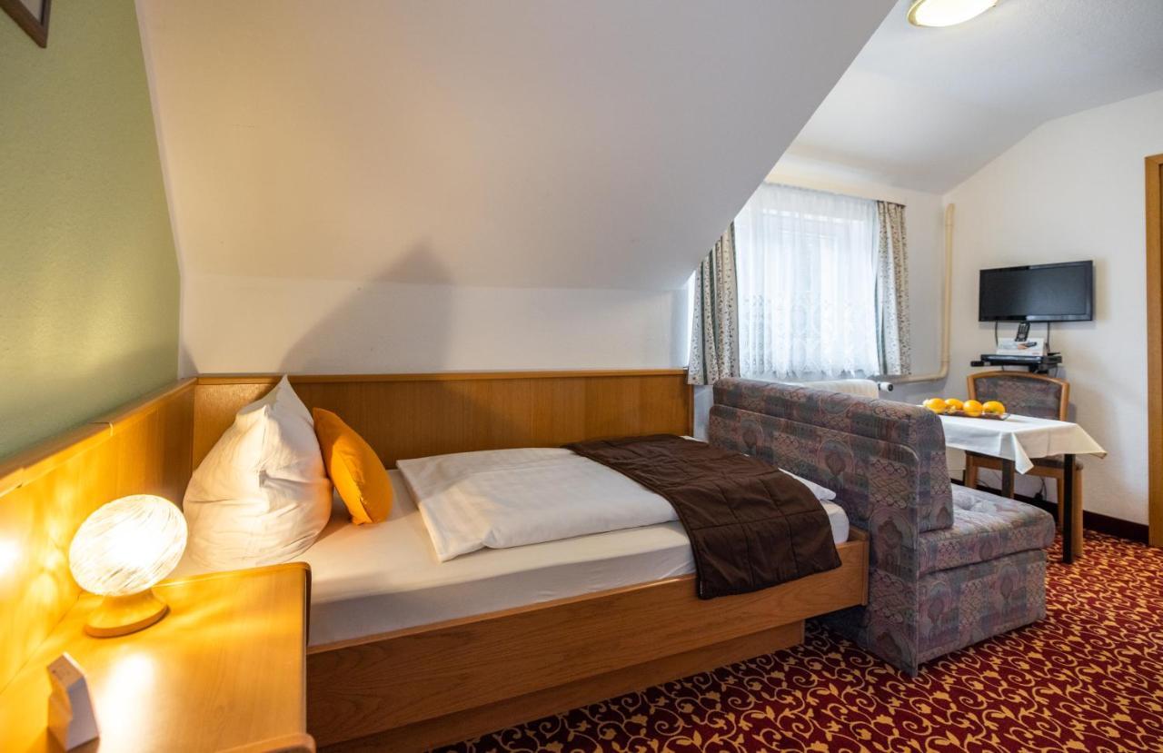 Pension & Cafe Abendroete คัวร์ออร์ท ออยบิน ภายนอก รูปภาพ